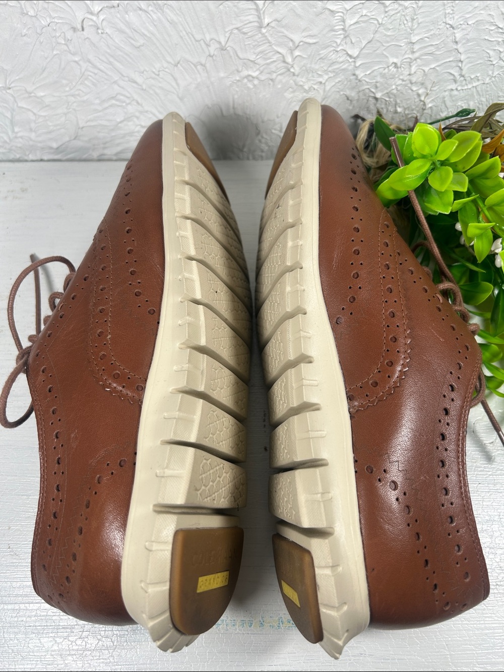 Cole Hann Zerogrand Womans Brown Wingtip Oxford Lace-Up Rubber Sole Shoes Sz 7B - Picture 6 of 11